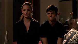 Roswell: Max and Isabel say goodbye to their parents