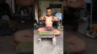 Power abam ni pecah batu bata dua lapis !!!