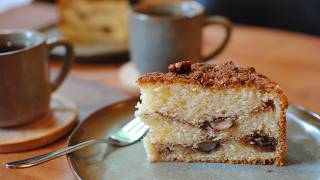 Hungarian Coffee Cake With Sour Cream Recipe