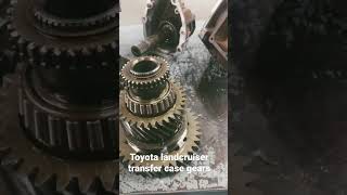 Toyoata Land Cruiser trasfer case gears#landcruiser #gearbox #mechanic #automobile