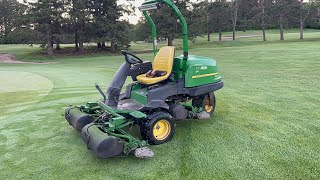 John Deere 2500E Hybrid Triplex Mower Review