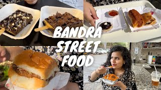 BANDRA STREET FOOD | MUMBAI STREET FOOD | Burgers, Chinese, Waffles & More!