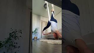 #flyyoga