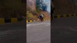 Duke 250 WhatsApp status video#duke250 #short #dukestatus #dukestunt