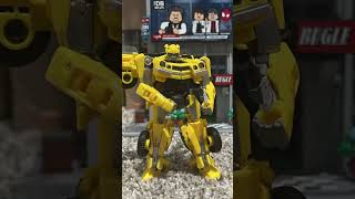 Bumblebee dances to “Roxanne”#transformers #trend #stopmotion