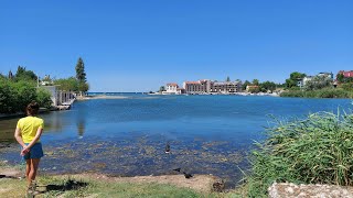 Крым Пляж Море. Жирные дома на берегу Черного моря. Севастополь Прямая трансляция