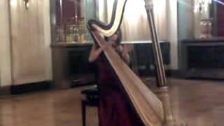 Andrea - Harpist