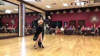 Michael & Nella - El Olivo #argentinetango #tango #improvisation Argentine Tango