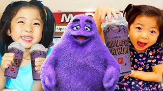 Kaji sisters Emma and Kate Trying The Grimace Shake Trend - Run Gameplay