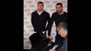 Burak Yılmaz ve Mehmet Topal Düet Yapıyor