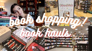 book shopping and book hauls :)