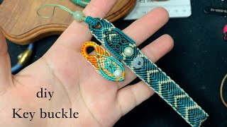 how to make a keychain from hand knitting thread｜diy tutorial｜손뜨개실로 열쇠고리 만드는 법｜手編み糸でキーホルダーを作る方法