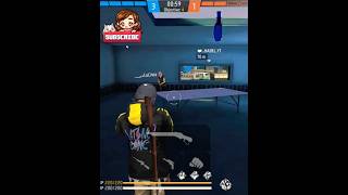 1v3 without losing HP in free fire | #shorts #youtubeshorts #freefire