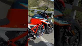 KTM SUPERDUKE 1290 exhaust sound with Akrapovic