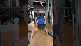 Sumo barbell squat smith machine tutorial #fitness