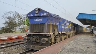 [ERFC] India's 3rd EMD Blue 'BAAZ' Crushing Through ER Legend Saraighat Express.!!!