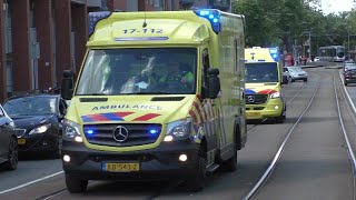 Ambulances 17-112 en 17-120 met spoed naar het Erasmus Medisch Centrum in Rotterdam