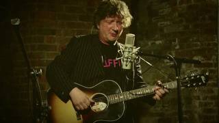 Glenn Tilbrook Live Music Salon