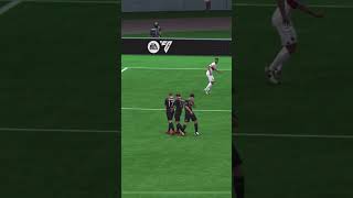 In 2 consecutive Games Frimpong scored this #fcmobile #goal #match #shorts