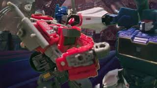 optimus prime and bee versus soundwave and shatter