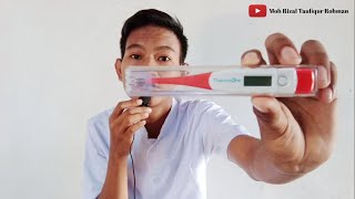 Pengukuran suhu tubuh menggunakan termometer digital sesuai SOP