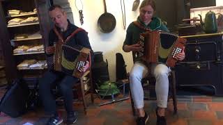 Trekzakfestival Veldhoven 2018 – Koen en Auke spelen de Lambada