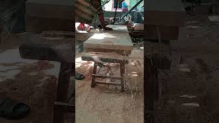 how to getting started of polishing wood with hand saw by use electric planer.