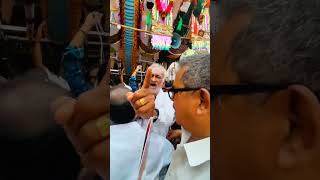 தனது குரலால் தேரை இயக்கும் தாத்தா 😱பச்சை கொடியை காட்டவும் thiruvarur ther temple sivan tamilnadu