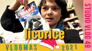 licorice VLOGMAS 🎄 STUDIO VLOG 49