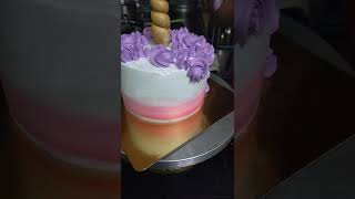 making unicorn theme cake