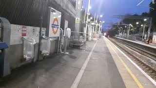 London Overgound Trains at Upper Holloway Station