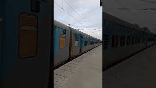 DEHRADUN NEW DELHI JAN SHATABDI EXPRESS