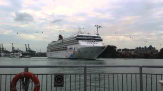 Cruise boat docking at World Trade Center