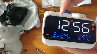 Test. modern fm Radio LED Alarm bedside digital alarm temp humidity hygromter.