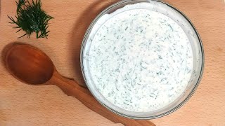 Простой и универсальный cметанно-чесночный соус  / Sour cream and Garlic Sauce