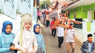 Wow Seunik ini 😍  Seserahan pengantin adat sunda di kampung Gunung sangiang