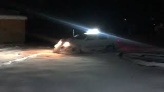 Jeep Grand Cherokee WK 5.7 Hemi driving big snow