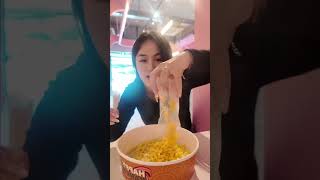 carbonara buldak! 🍜👀 #buldak #asmr #ramyeon #ramyun #buldakramen  tiktok: bynessa_