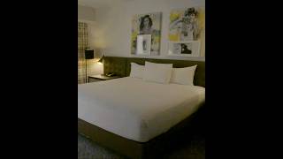 Ultra Hip Room 1 King Pool/Strip View | Planet Hollywood Las Vegas Hotel Room Tour #lasvegas #shorts