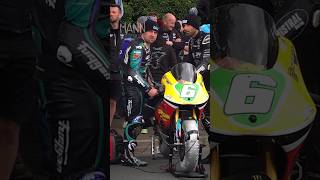 Michael Dunlop and a Fellow Racer on the Grid: TT Officials’ ‘Attention Paddock’ Call 🇮🇲 ManxGP 2024