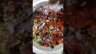 Healthy Breakfast Recipe | Sprouted Moong Chaat Recipe #sprouts #chaat #healthy #easyrecipe #shorts