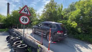 [АвтоДром] Пробуем VW Touareg 3.2 2004 АКПП, удобно было бы на нем сдавать экзамен?