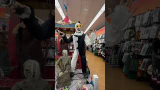 Art the Clown welcomes you to Spirit Halloween!  #terrifier_2_2022  #arttheclown #halloween #movie