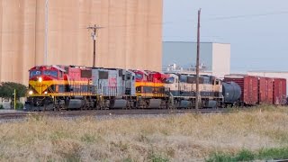 [HD] Westbound Mixed Manifest Train at Saginaw, TX