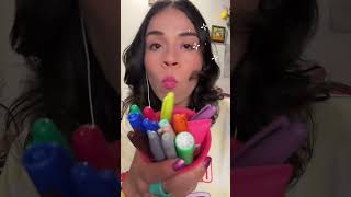 ASMR Te maquillo con plumones!! #leslieasmr