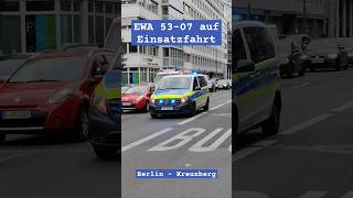 #ewa auf #einsatzfahrt durch #berlin mit #blaulicht und #horn von der #berlinerpolizei