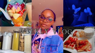 WEEKLY VLOG: CLEANING, SHOPPING, COOKING AND MOVIE DATES