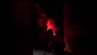 Dahsyat nya Erupsi Gunung Ruang, di Sulut. Muntahkan Lava dan Kilatan Petir #viral