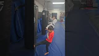 🥊🥋😎 #kickboxing #muaythai #karate #taekwondo #martialarts ##shorts #short #youtubeshorts #shortvideo