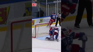 Jakub Galvas first goal in SHL 🎯